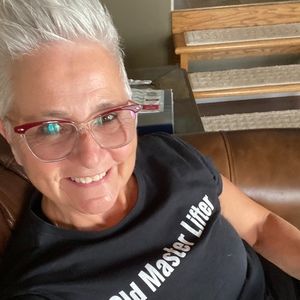 Meet your Posher, Mava